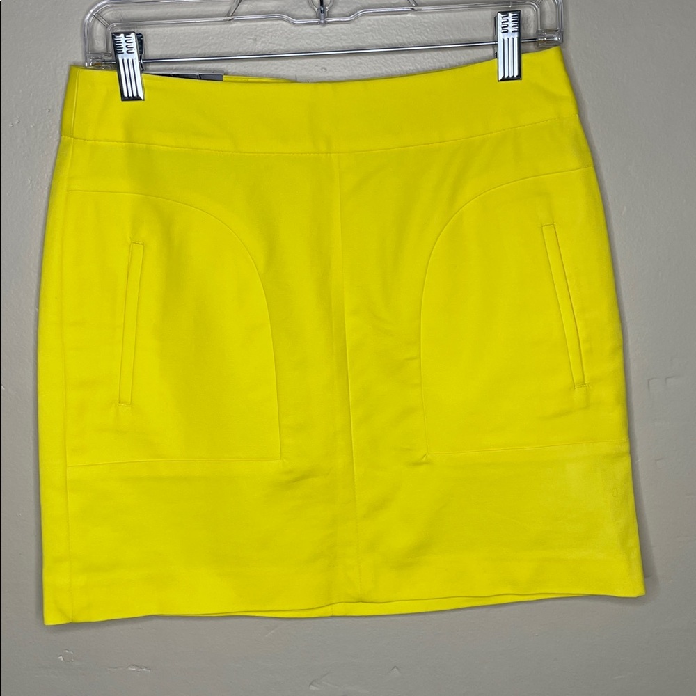 BANANA REPUBLIC Factory Yellow Mini Skirt NWT 4
